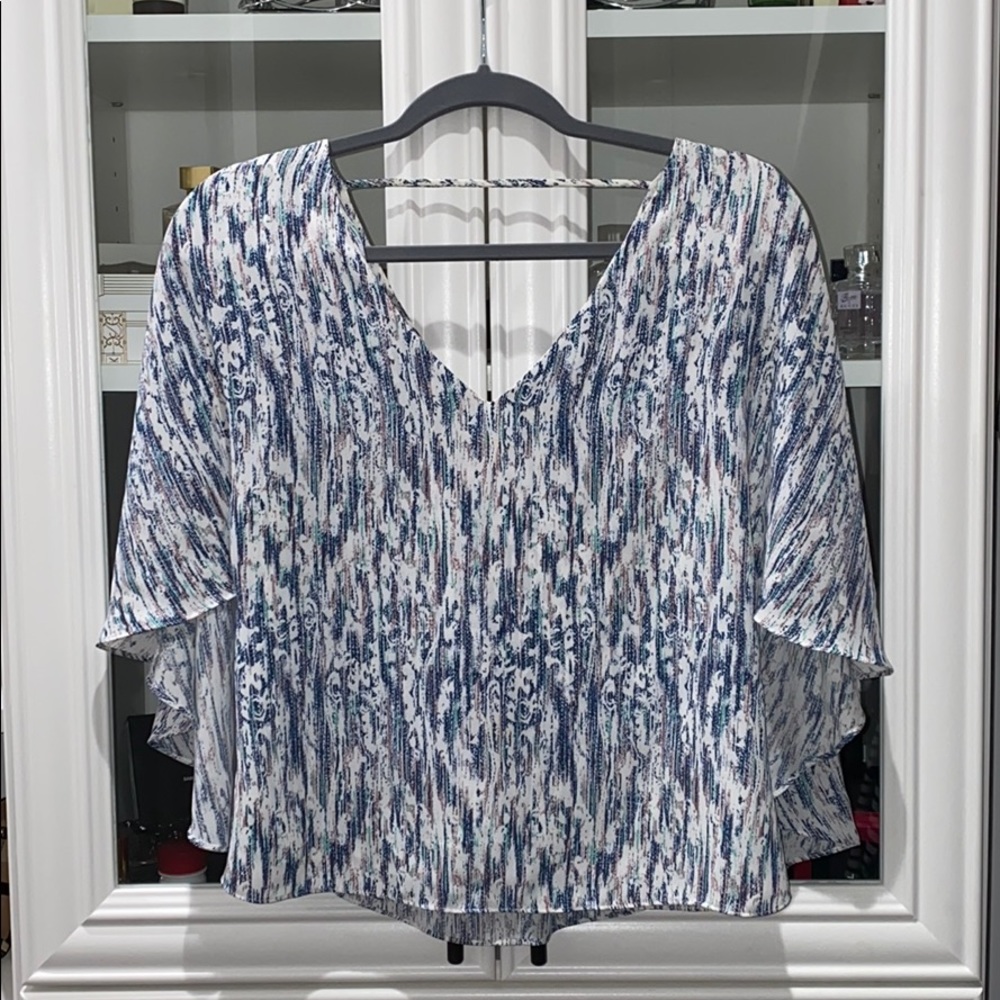 BCBG Maxazria cape blouse size XXS